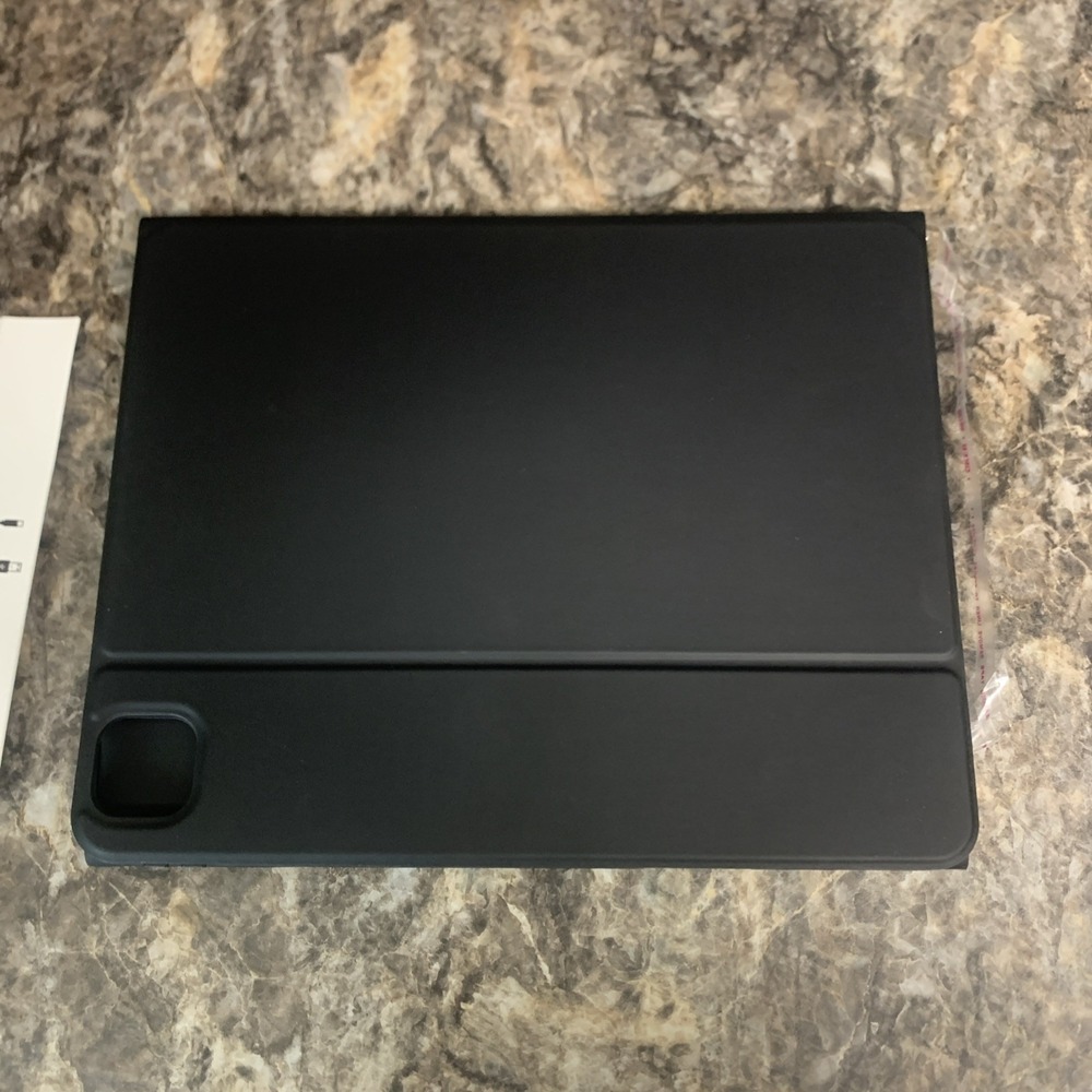 Keyboard Case for iPad Air 5th Gen (2022) / iPad Air 4th Gen Black - Picture 6 of 7